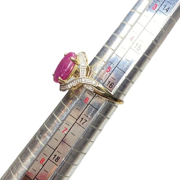 Red Ruby 10K Yellow Gold Ring Sz 5.5 - Picture 9 of 10